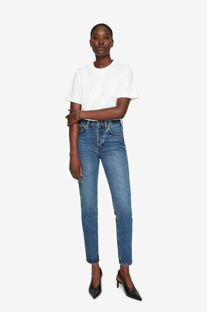 Ruilhandel merk op Coöperatie Anine Bing Jeans Mid Blue online kopen bij Boutique Domburg. A-06-1100-405